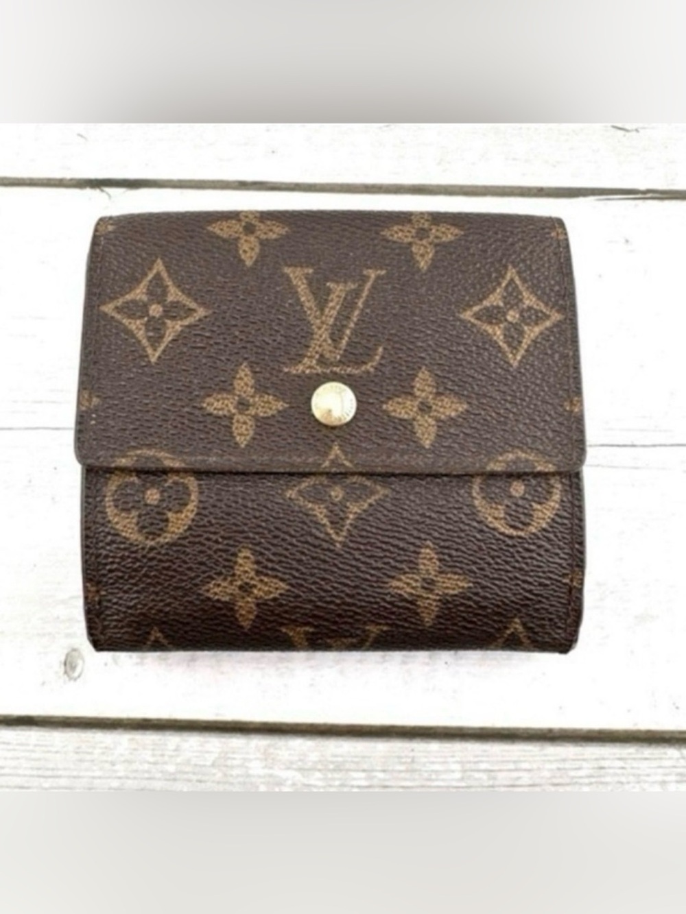 AUTHENTIC Louis Vuitton Elise compact wallet. Monogram canvas.